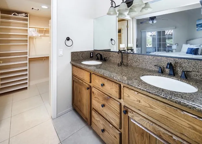 Glen Eagles Gated Community On Golf Course Holiday home *