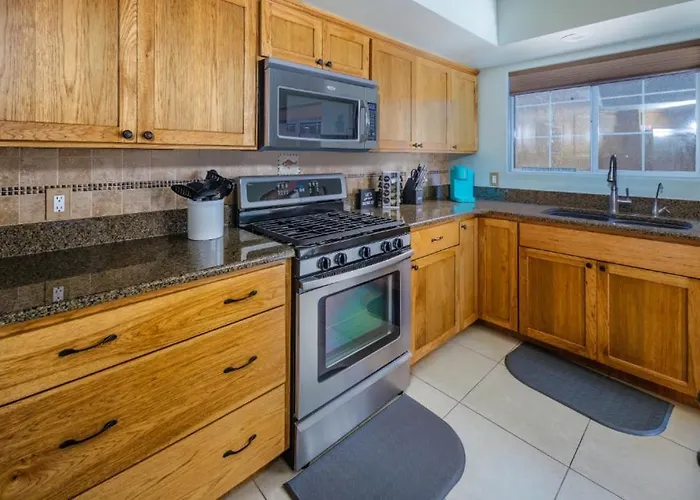 Glen Eagles Gated Community On Golf Course